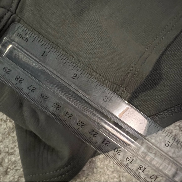 Sweat Shorts - Picture 4 of 5